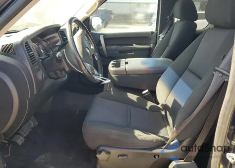 2010 Chevrolet Silverado C1500 Lt z USA, uszkodzony, nr VIN 1GCSCSE02AZ270963